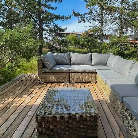בית נופש Spacious With Garden On Amrum Wittdün
