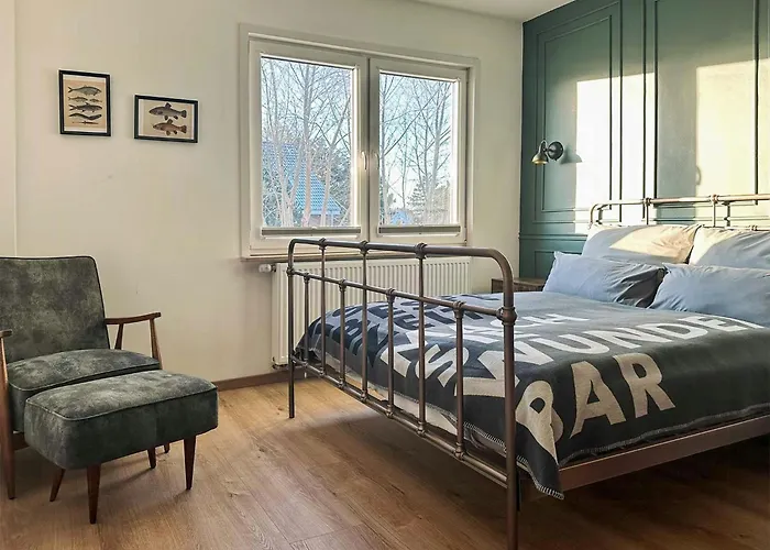 Spacious With Garden On Amrum Semesterbostad