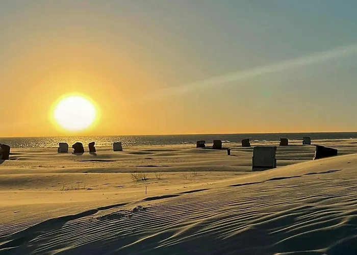 Spacious With Garden On Amrum Semesterbostad *